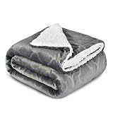 Amazon Brand-Umi Manta para Sofá 220 x 240 cm, Manta de Sherpa y Franela Reversible Suave y Cálida Invierno, Manta Polar, Manta Pelo Microfibra para Sofá Cama Coche Sillón, Gris