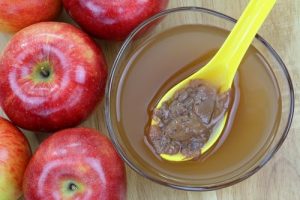 18 Asombrosos beneficios del vinagre de sidra de manzana que tu cuerpo te agradecerá