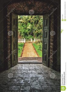 Puertas Abierta Al Jardin