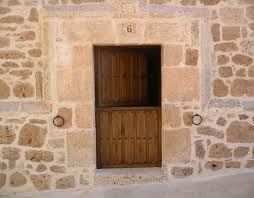Puertas De Pueblo