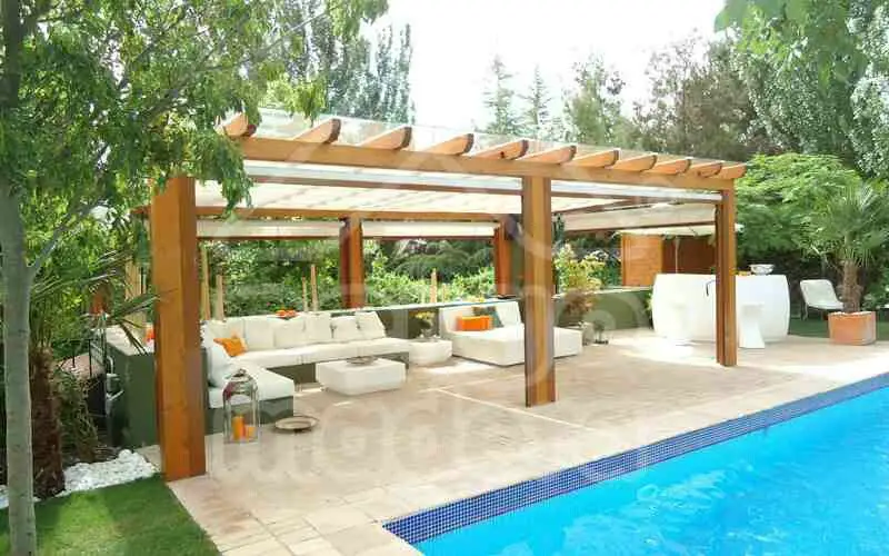 Descubre nuestras 【OFERTAS en Pergolas Para Piscinas】 ¿A qué esperas?
