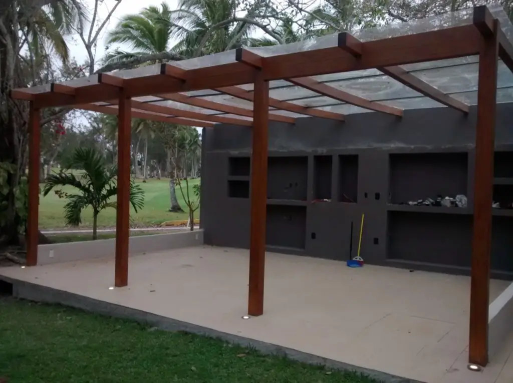 Descubre nuestras 【OFERTAS en Pergolas Pvc】 ¿Qué estás esperando?