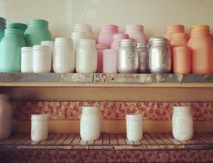 10 ideas originales para transformar viejos jarrones en nuevos y atractivos contenedores